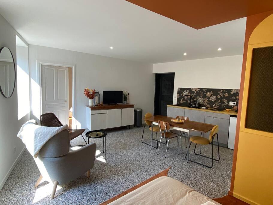 Le Carnot - Valence * Bourg-les-Valence